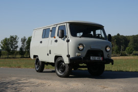 UAZ 3909