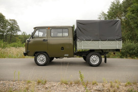 UAZ 390945