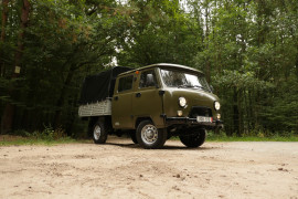 UAZ 390945