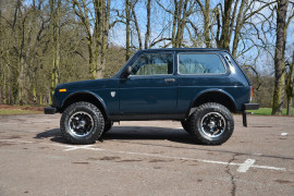 Lada 2121 Niva Bronto