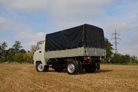UAZ 3303