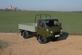 UAZ 3303