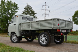 UAZ 3303