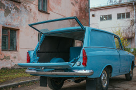 Moskvič 434